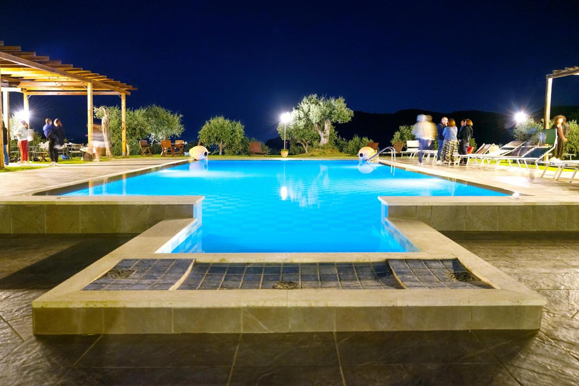 L' Aia Resort Trentinara Екстер'єр фото