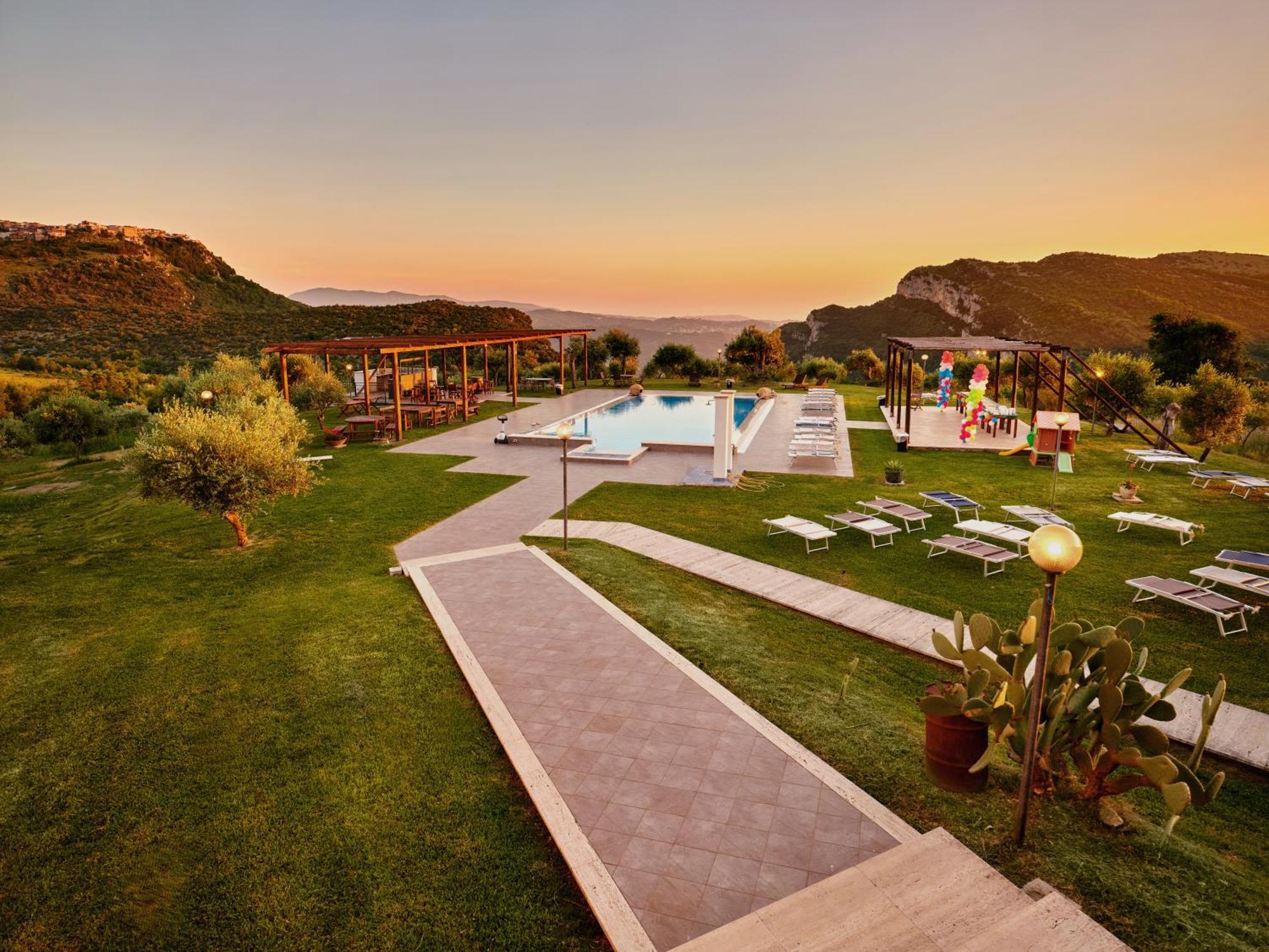 L' Aia Resort Trentinara Екстер'єр фото