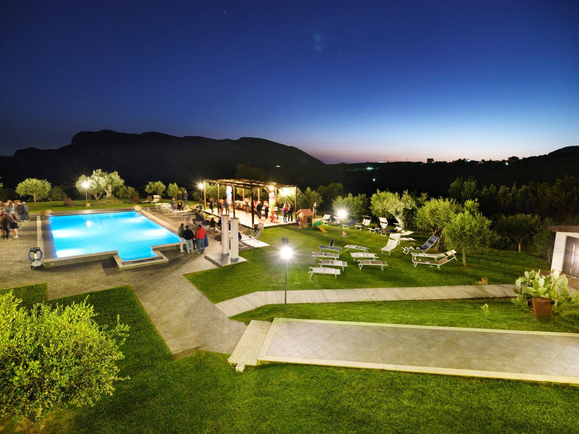 L' Aia Resort Trentinara Екстер'єр фото
